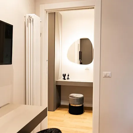 Mc Luxury With Free Parking In Poggiofranco