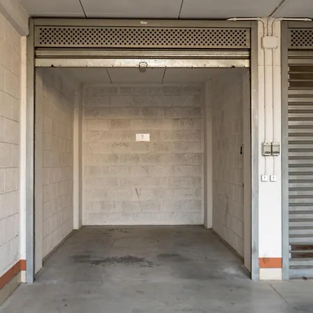 Mc Luxury With Free Parking In Poggiofranco Apartmán Bari