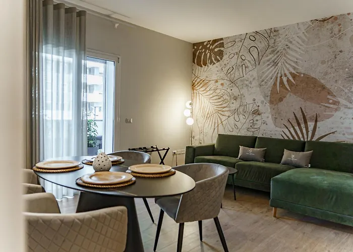 Mc Luxury With Free Parking In Poggiofranco Apartmán