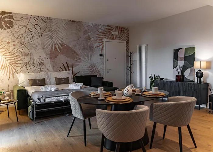 Mc Luxury With Free Parking In Poggiofranco Apartmán Bari