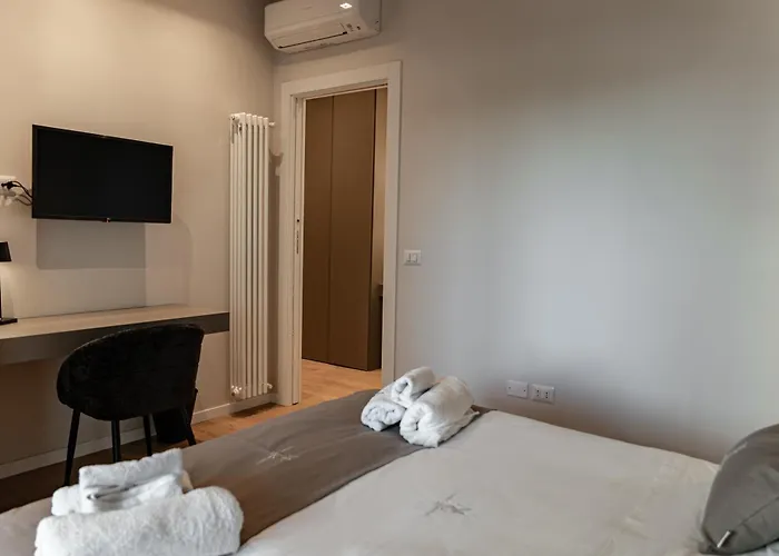 Mc Luxury With Free Parking In Poggiofranco Apartmán Bari