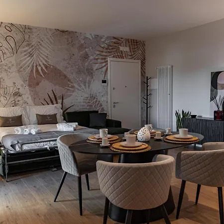 Mc Luxury With Free Parking In Poggiofranco شقة باري